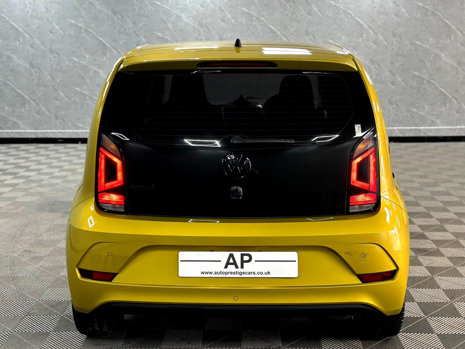 Used Volkswagen up! 2025 for sale - 76135803: Photo 28