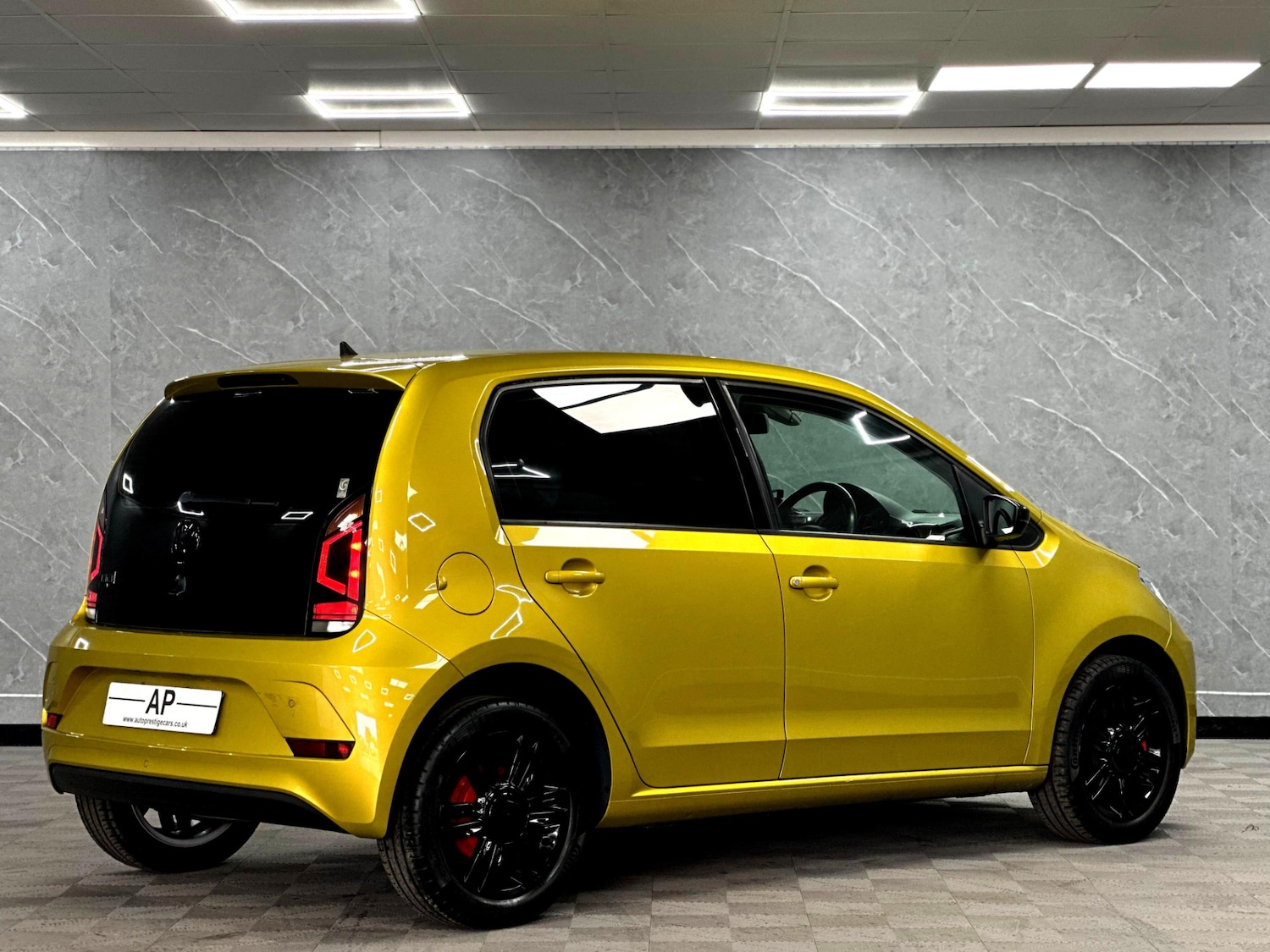 Used Volkswagen up! 2025 for sale - 76135803: Photo 8