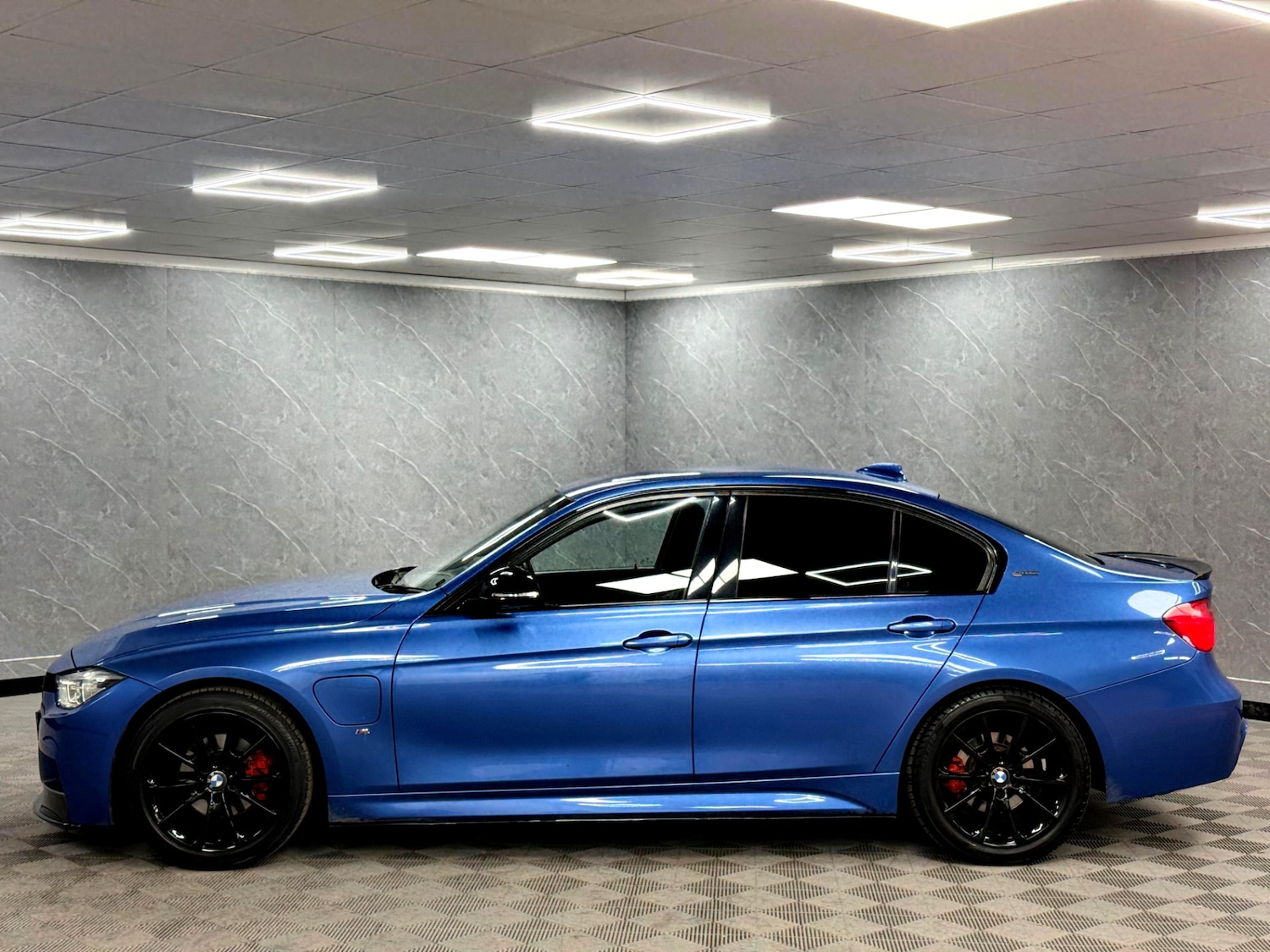 Used BMW 3 Series 2017 for sale - 76948780: Photo 26