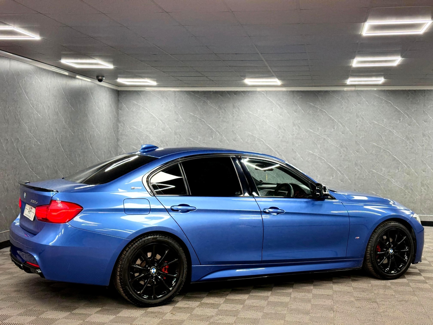 Used BMW 3 Series 2017 for sale - 76948780: Photo 27