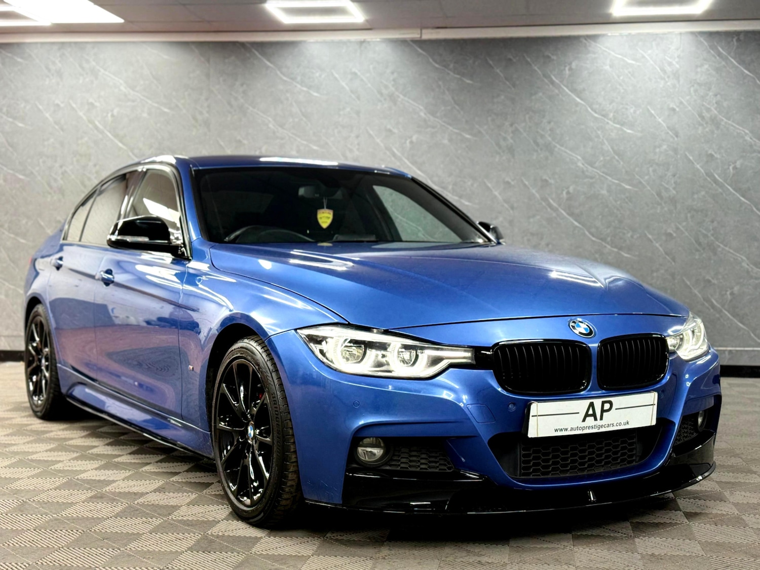Used BMW 3 Series 2017 for sale - 76948780: Photo 5