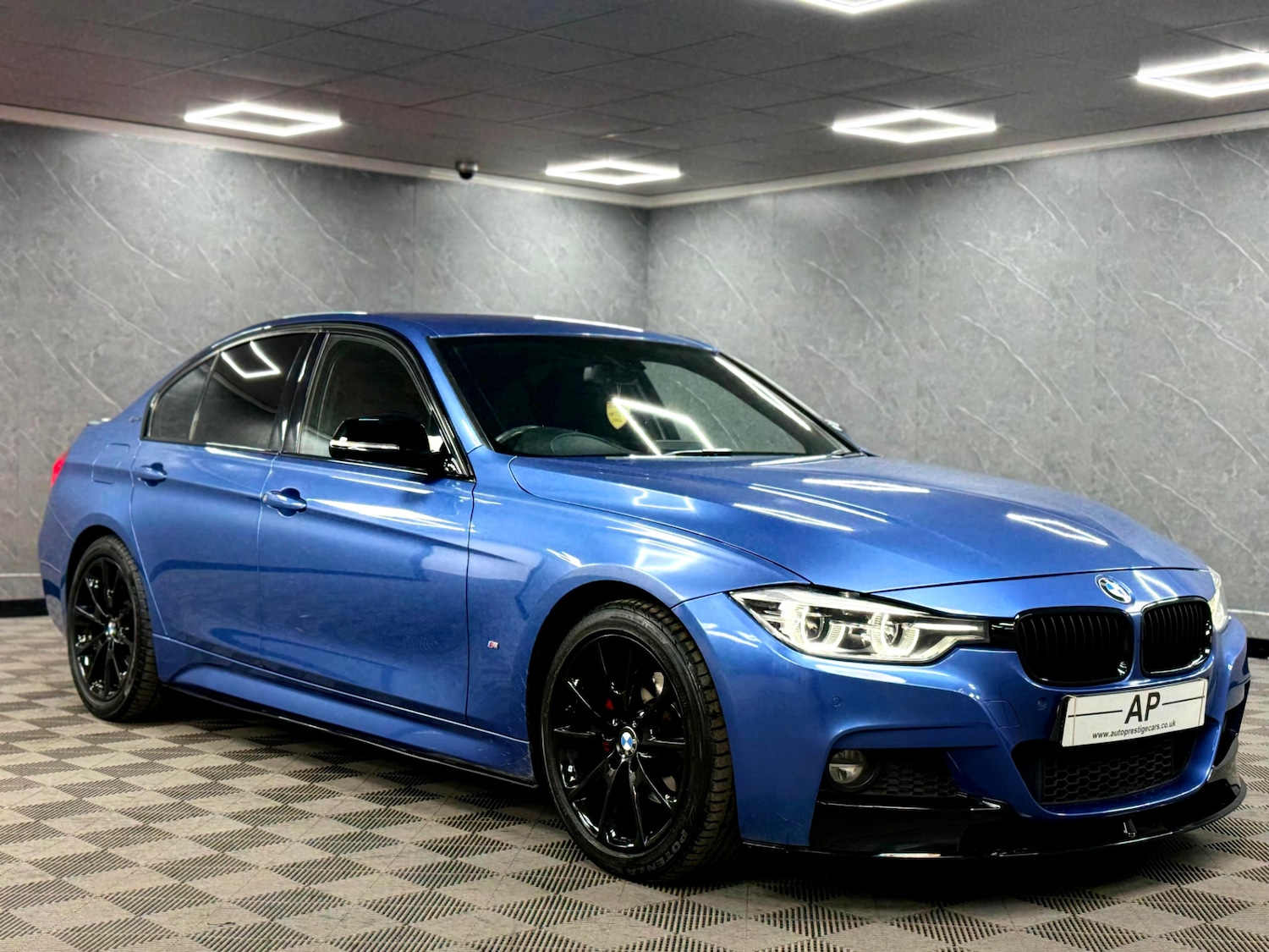 Used BMW 3 Series 2017 for sale - 76948780: Photo 7