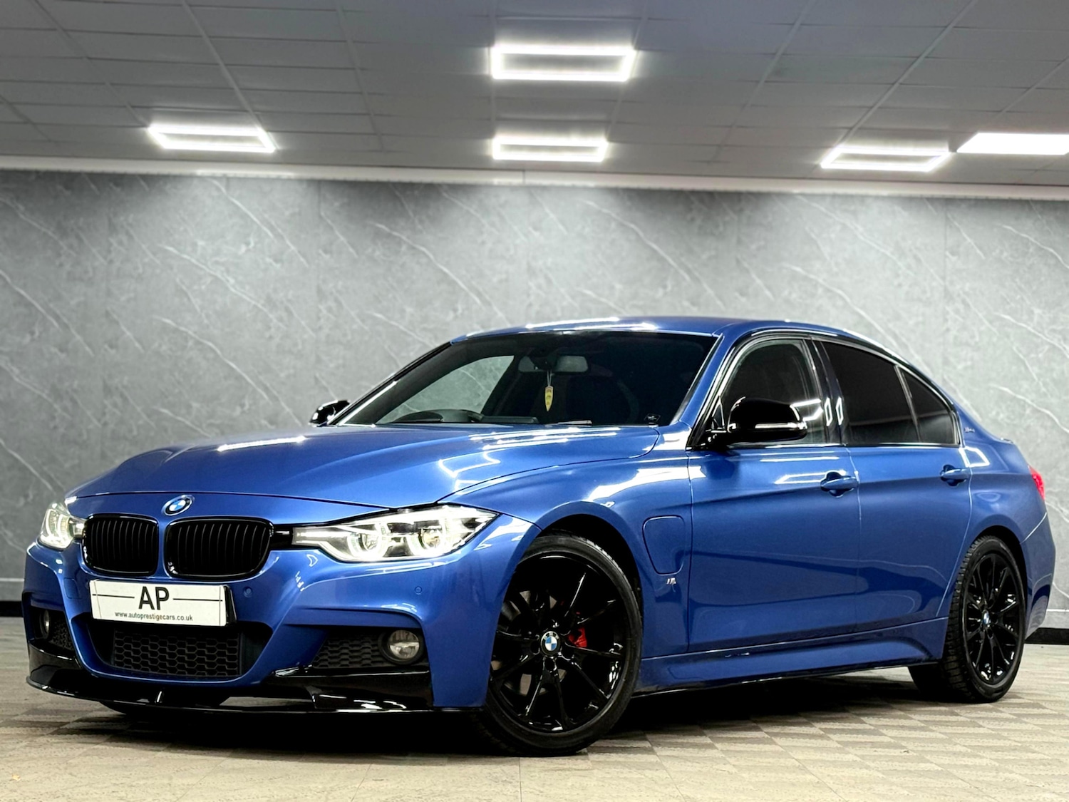 Used BMW 3 Series 2017 for sale - 76948780: Photo 8