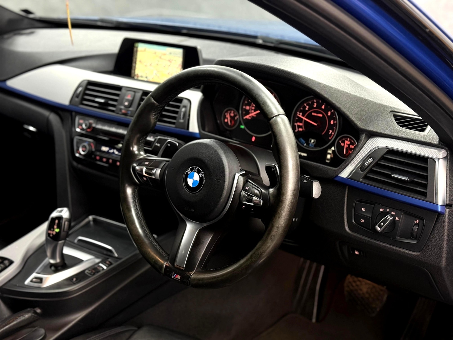 Used BMW 3 Series 2017 for sale - 76948780: Photo 9