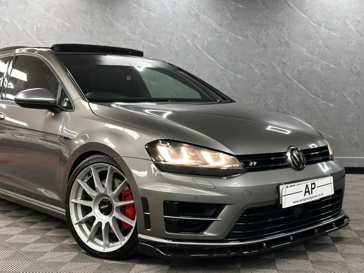 Used Volkswagen Golf 2014 for sale - 76885193: Photo 16