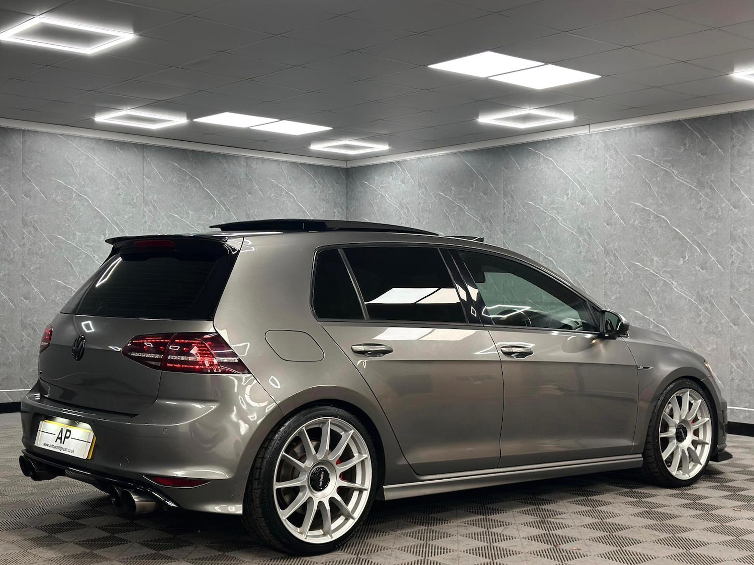 Used Volkswagen Golf 2014 for sale - 76885193: Photo 17