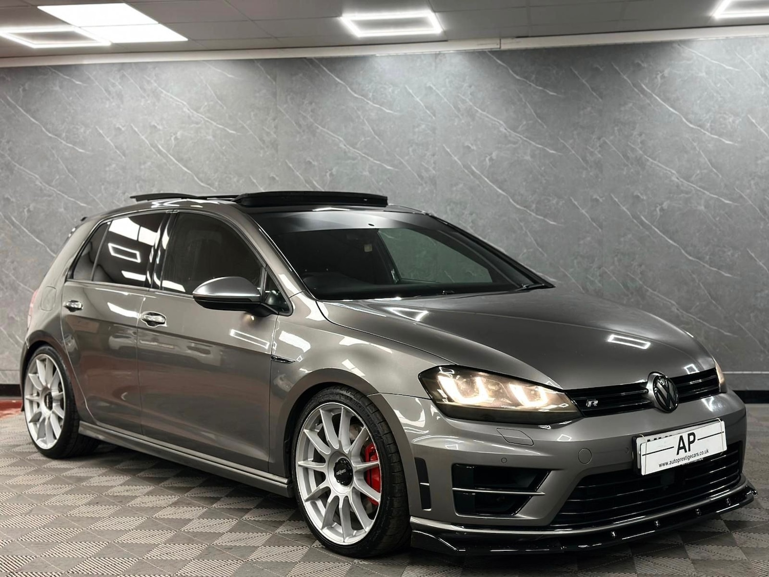 Used Volkswagen Golf 2014 for sale - 76885193: Photo 18