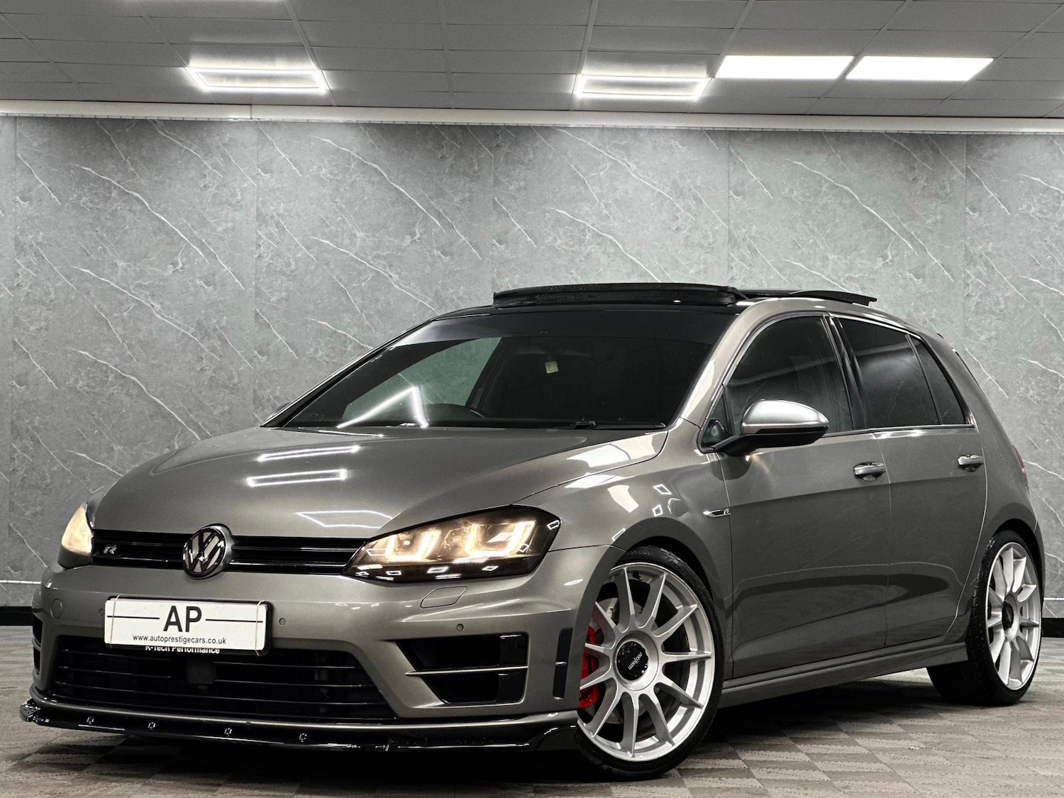 Used Volkswagen Golf 2014 for sale - 76885193: Photo 22