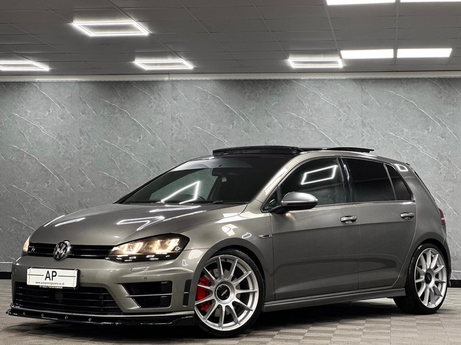 Used Volkswagen Golf 2014 for sale - 76885193: Photo 43