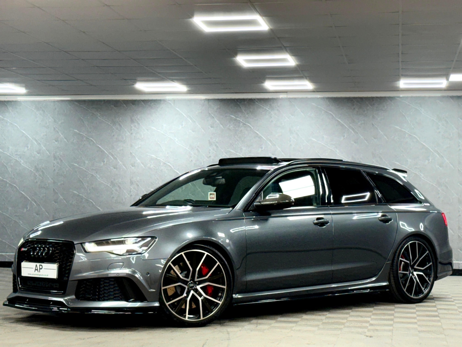Used Audi RS6 2018 for sale - 77204911: Photo 14