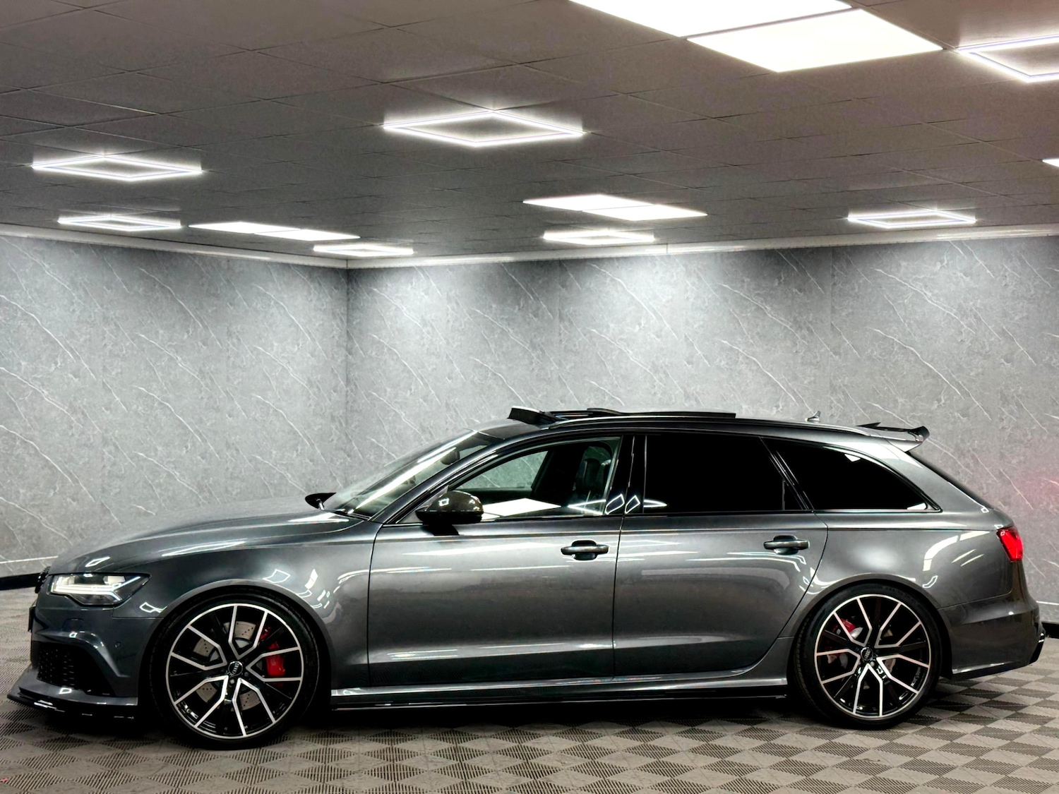 Used Audi RS6 2018 for sale - 77204911: Photo 23