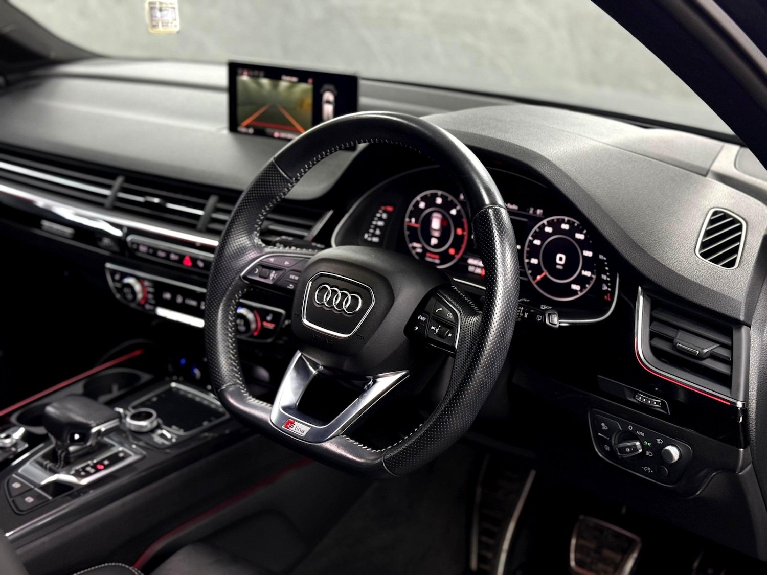 Used Audi Q7 2018 for sale - 77201490: Photo 12