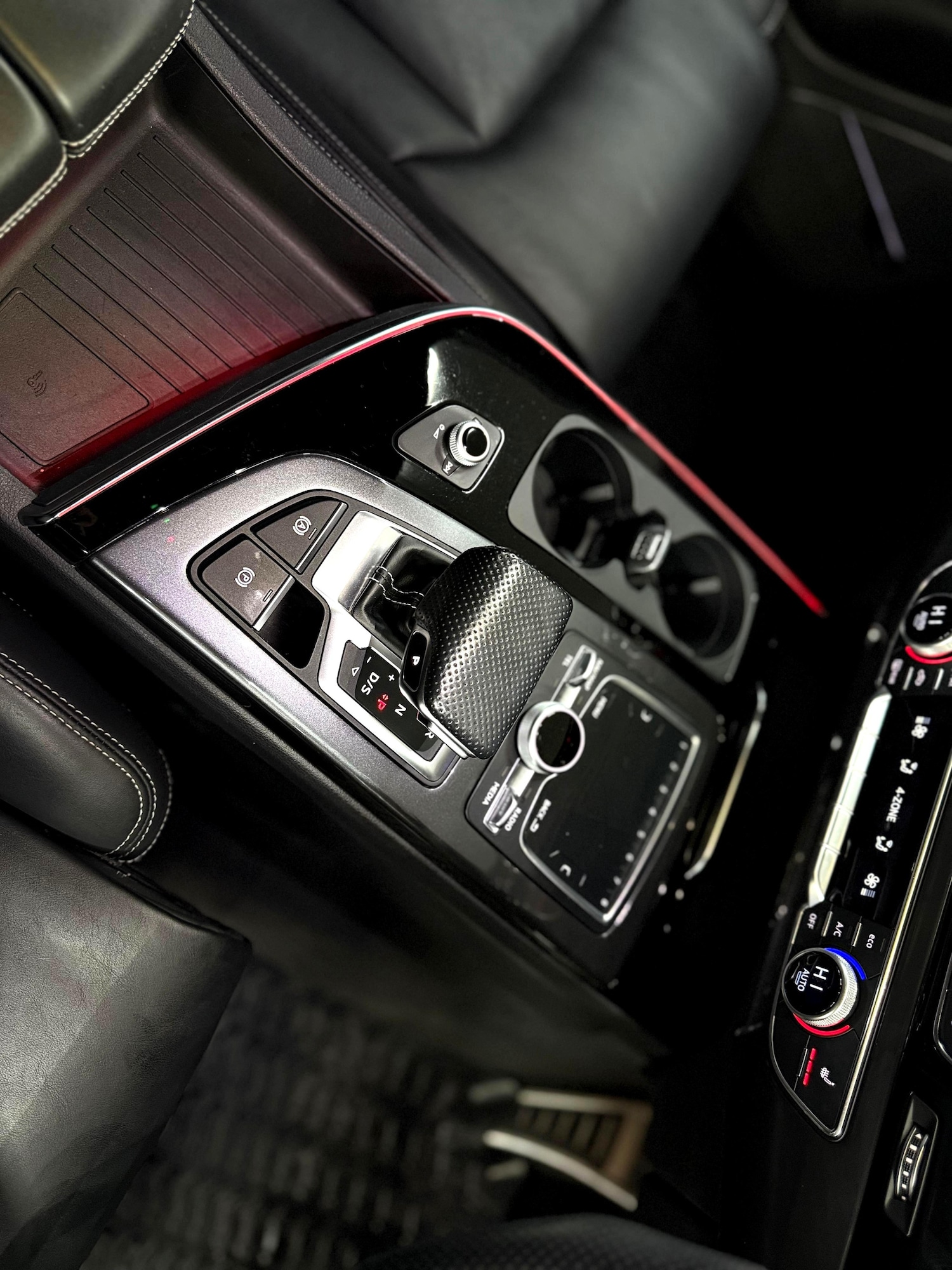 Used Audi Q7 2018 for sale - 77201490: Photo 15