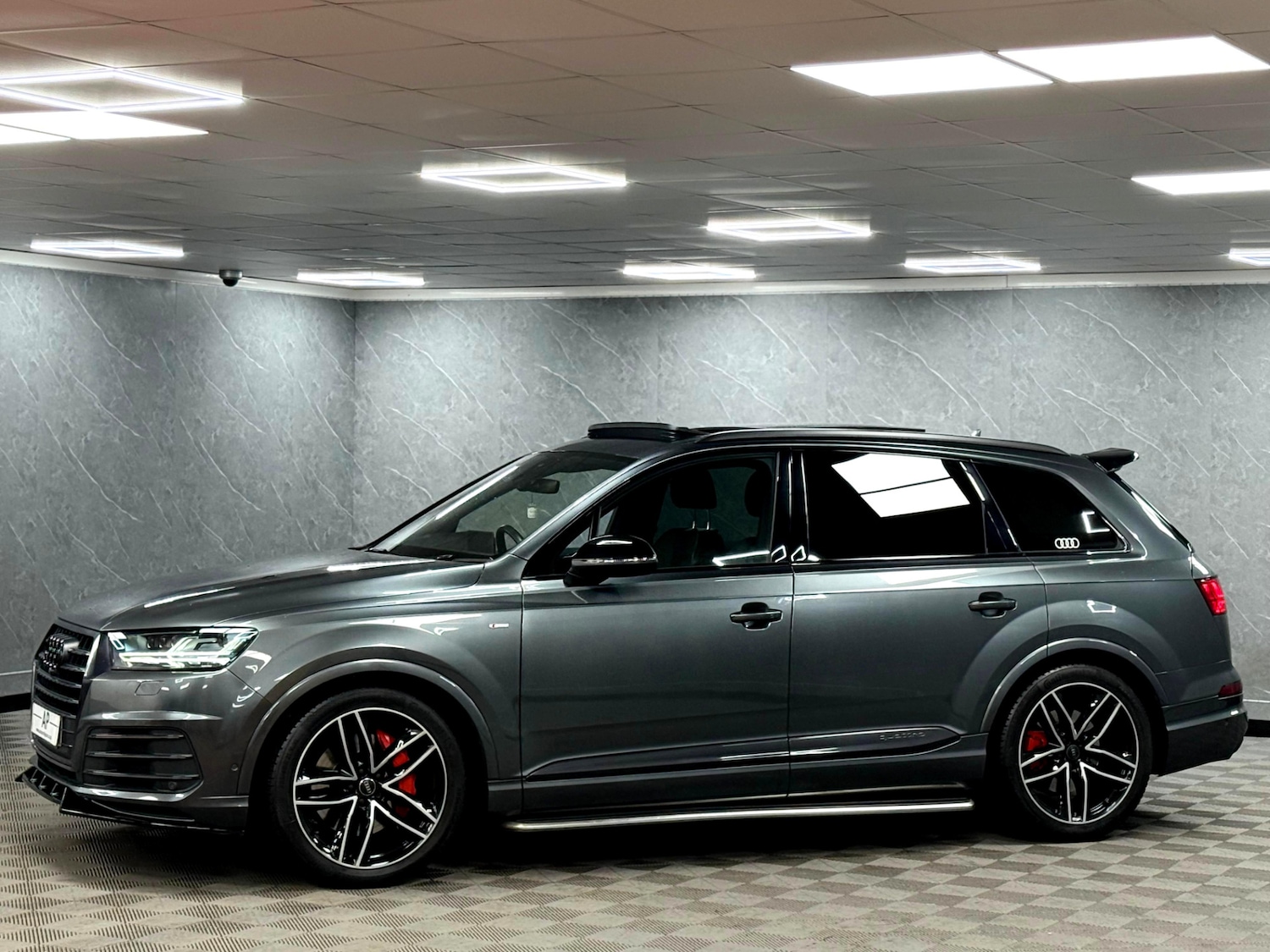 Used Audi Q7 2018 for sale - 77201490: Photo 25