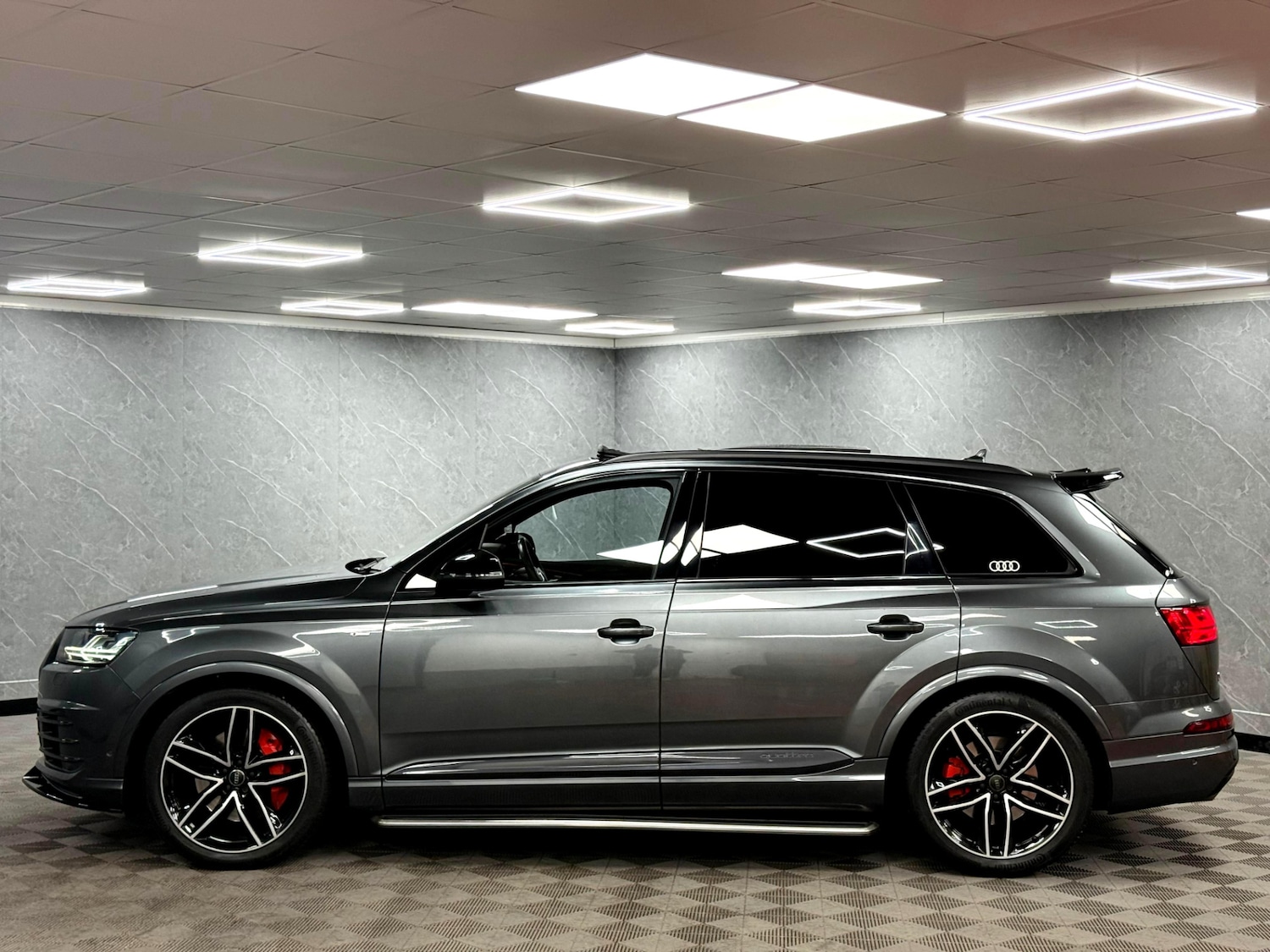 Used Audi Q7 2018 for sale - 77201490: Photo 28