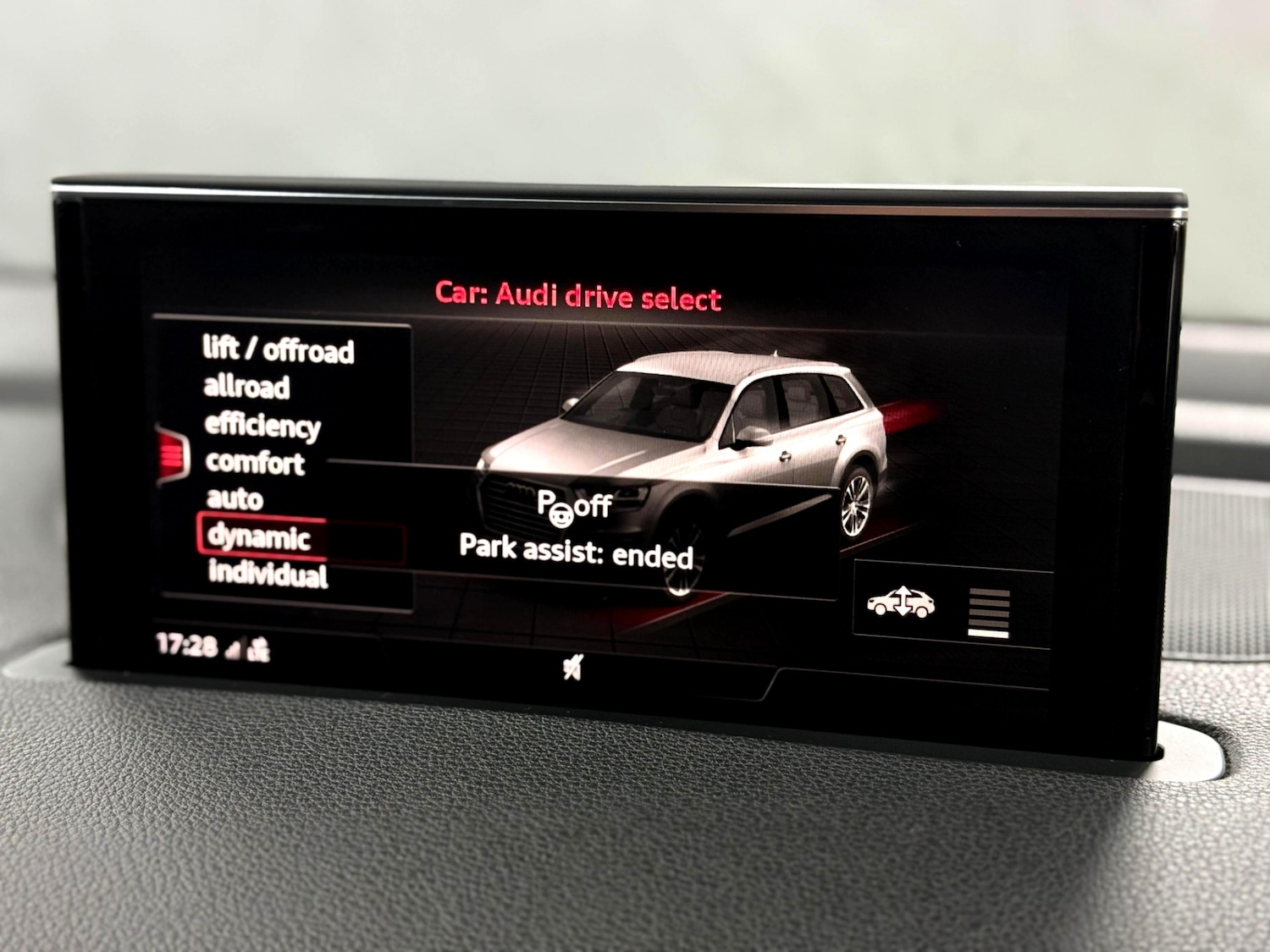 Used Audi Q7 2018 for sale - 77201490: Photo 35