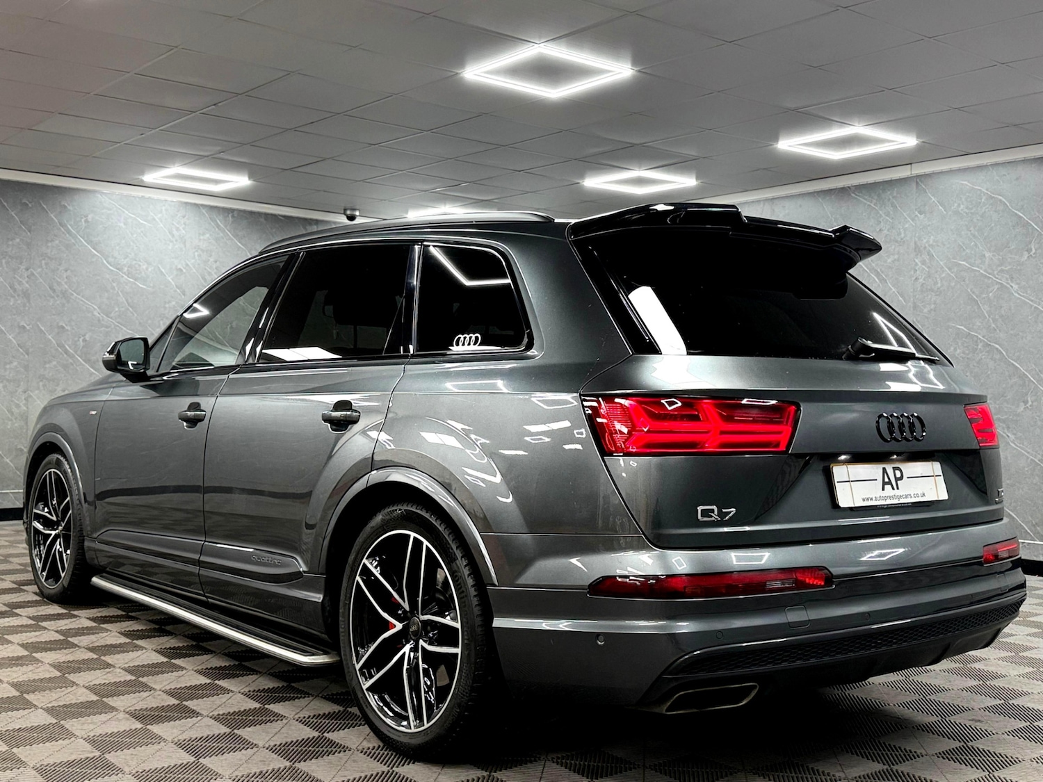 Used Audi Q7 2018 for sale - 77201490: Photo 9