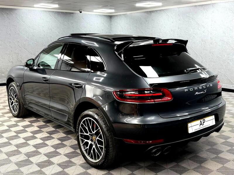 Used Porsche Macan 2017 for sale - 78220579: Photo 16