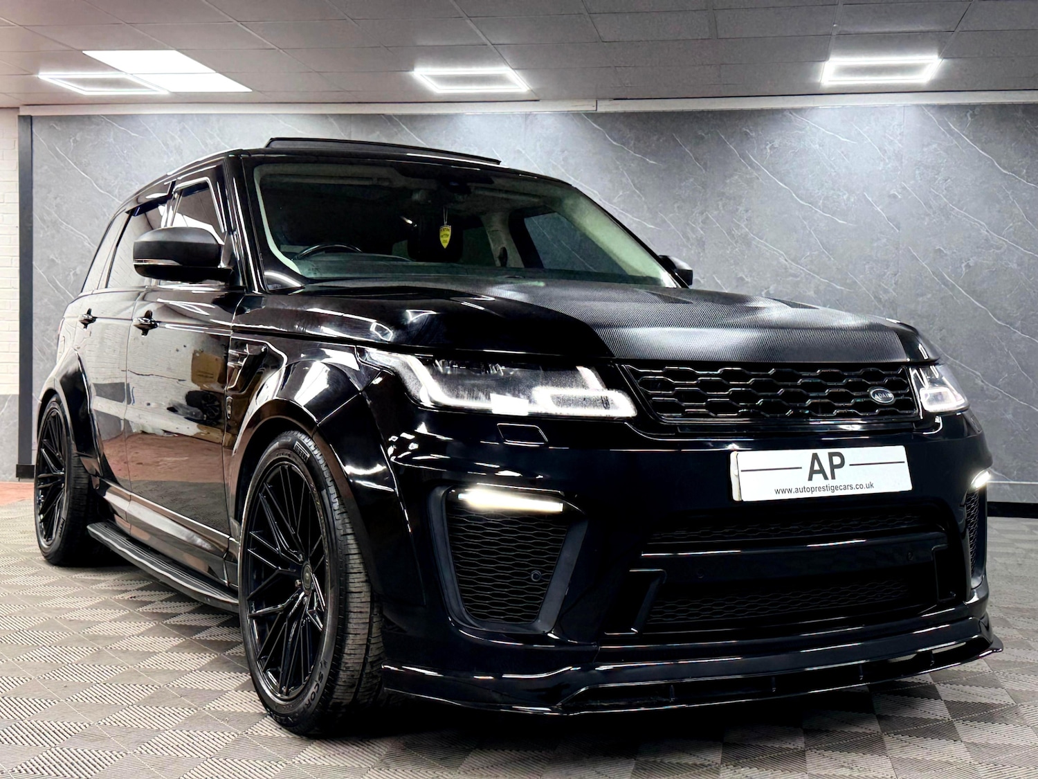 Used Land Rover Range Rover Sport 2014 for sale - 76950781: Photo 2