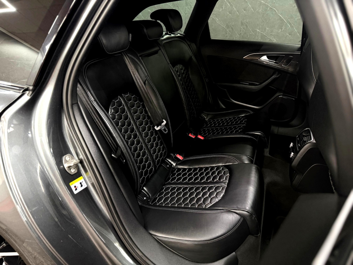 Used Audi RS6 2018 for sale - 76134635: Photo 11