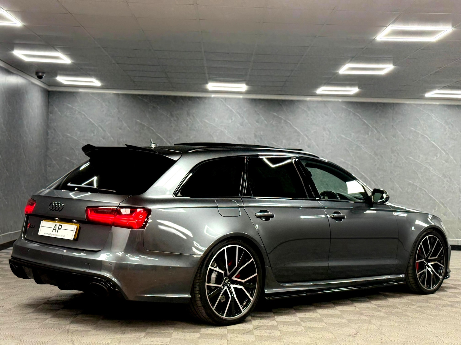 Used Audi RS6 2018 for sale - 76134635: Photo 12