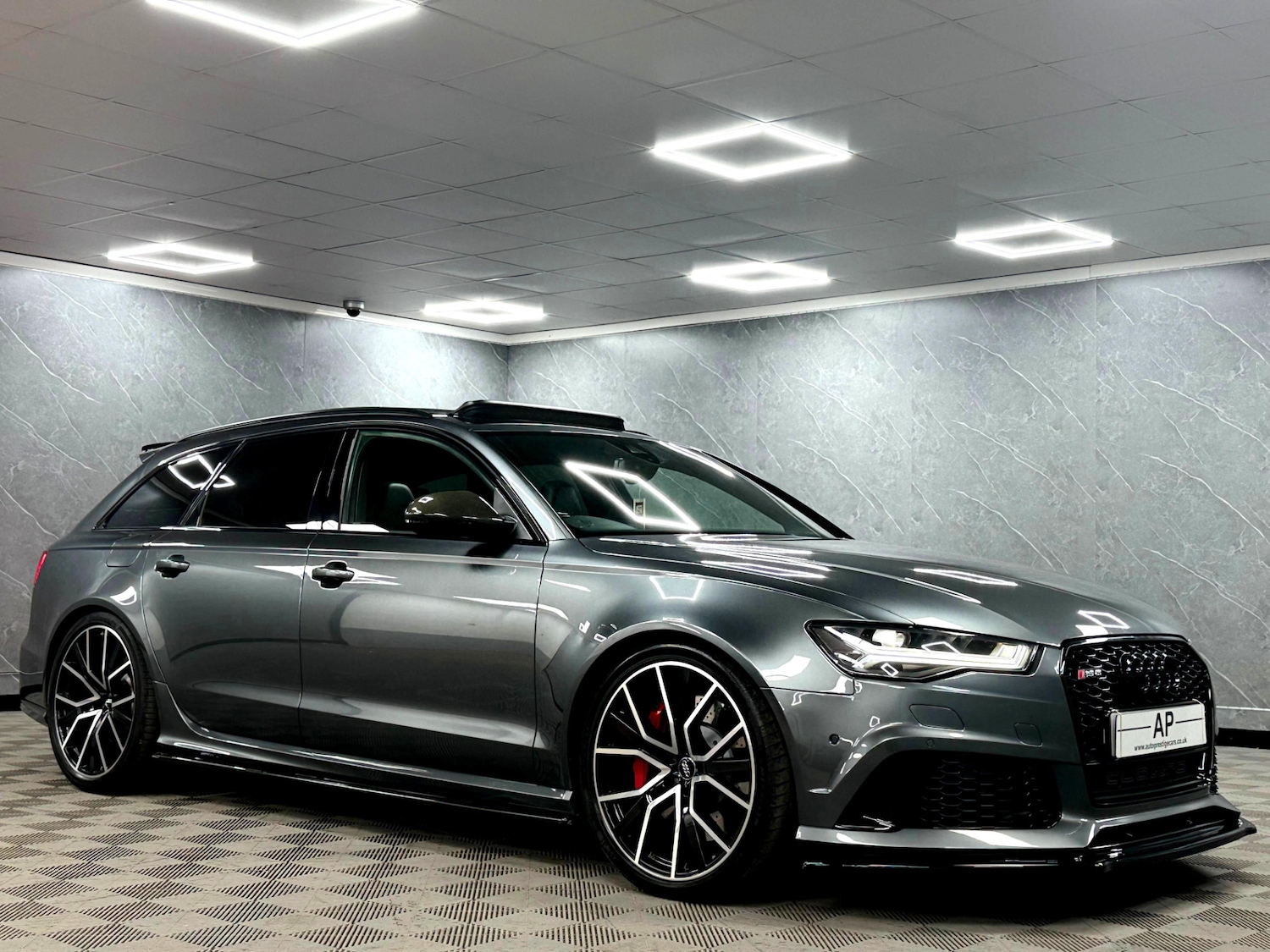 Used Audi RS6 2018 for sale - 76134635: Photo 13
