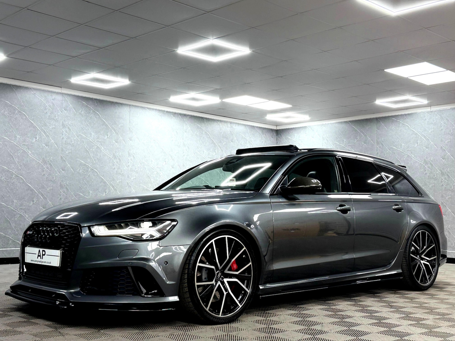 Used Audi RS6 2018 for sale - 76134635: Photo 5