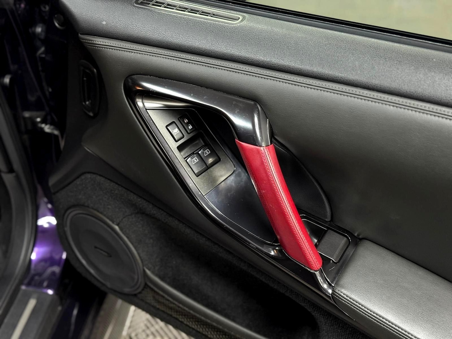 Used Nissan GT-R 2011 for sale - 76759791: Photo 30