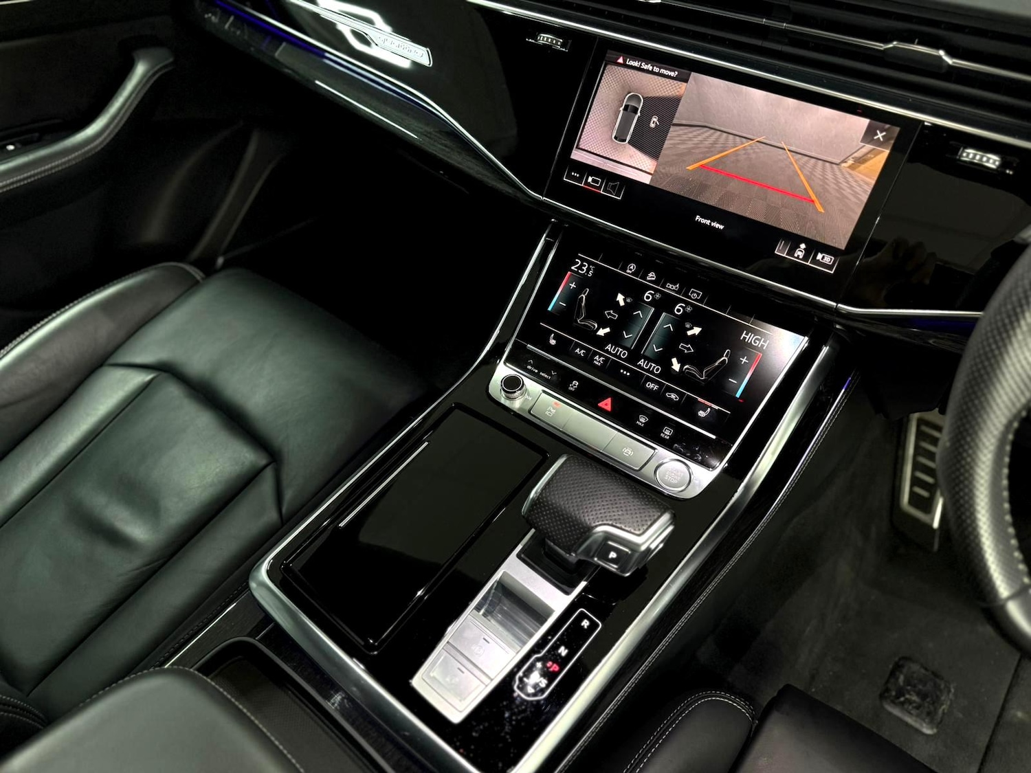 Used Audi Q8 2020 for sale - 76759250: Photo 10