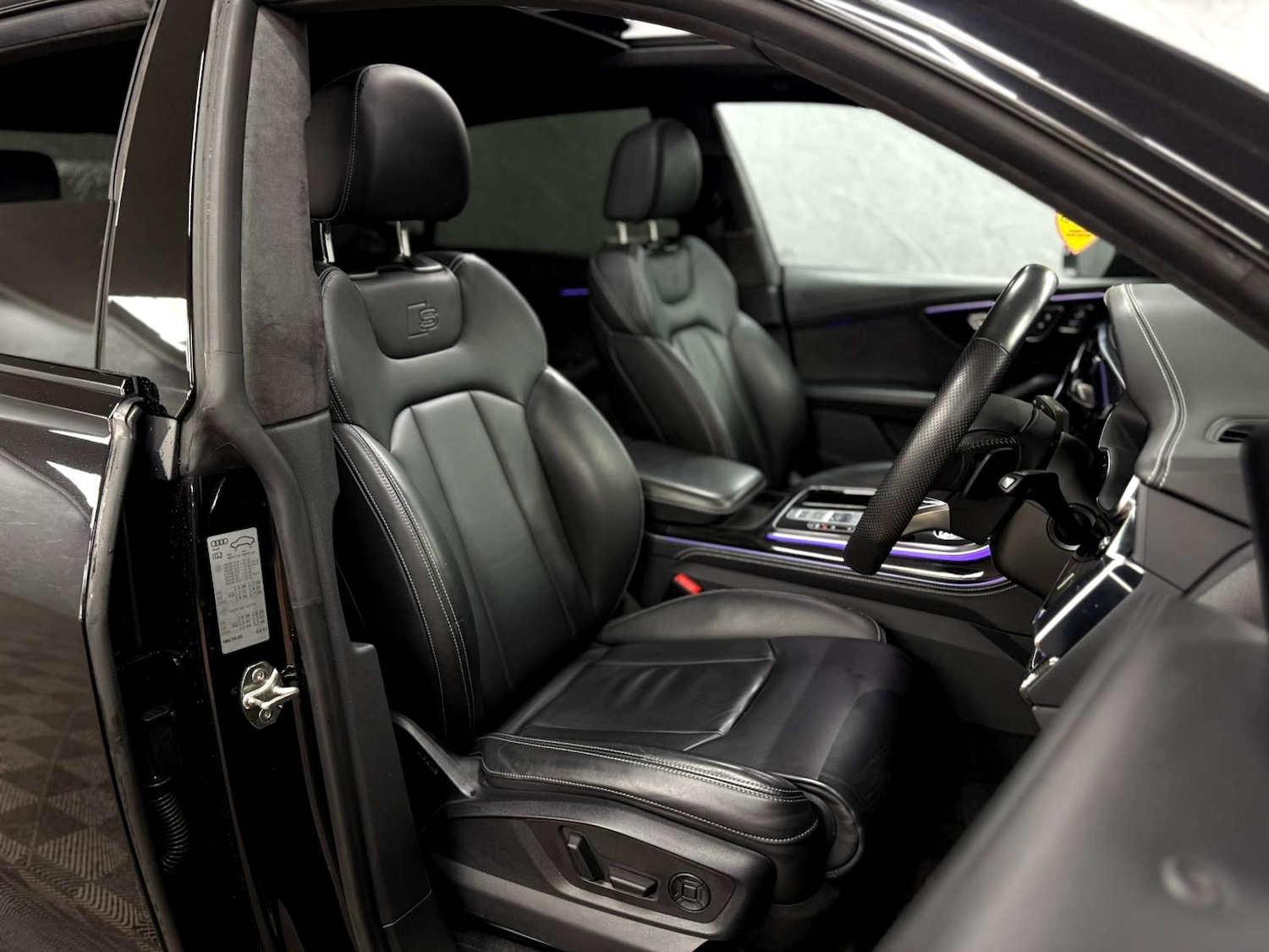 Used Audi Q8 2020 for sale - 76759250: Photo 12