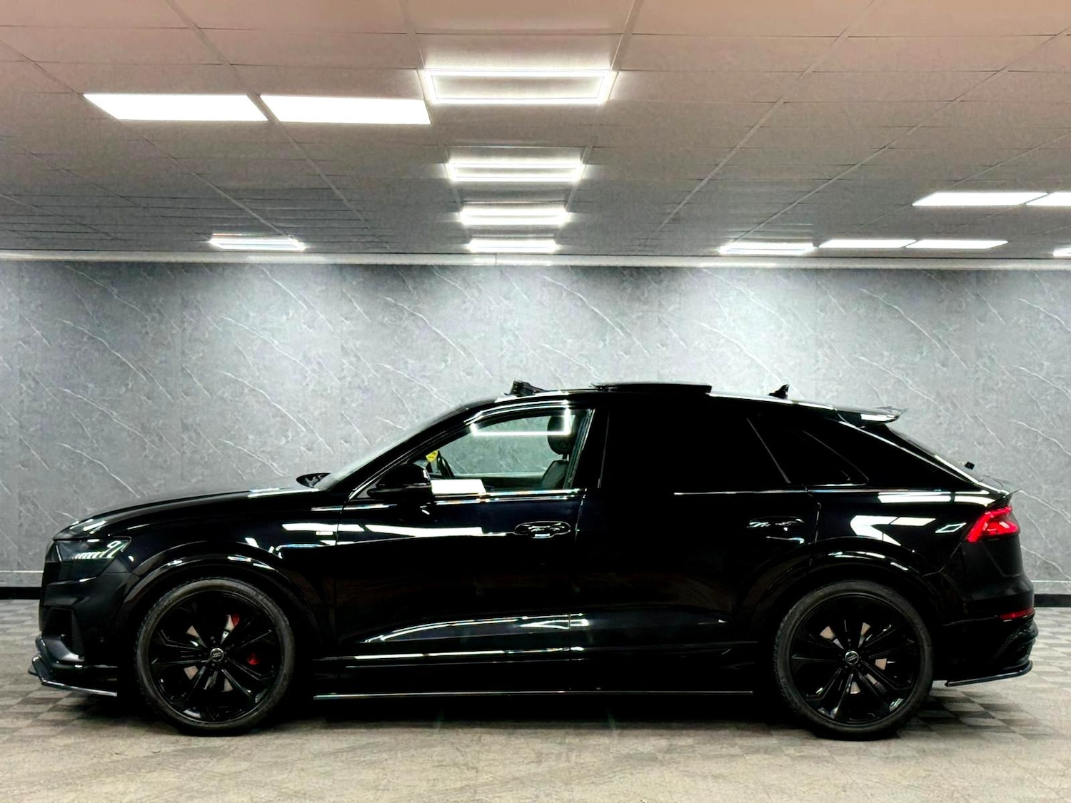 Used Audi Q8 2020 for sale - 76759250: Photo 20