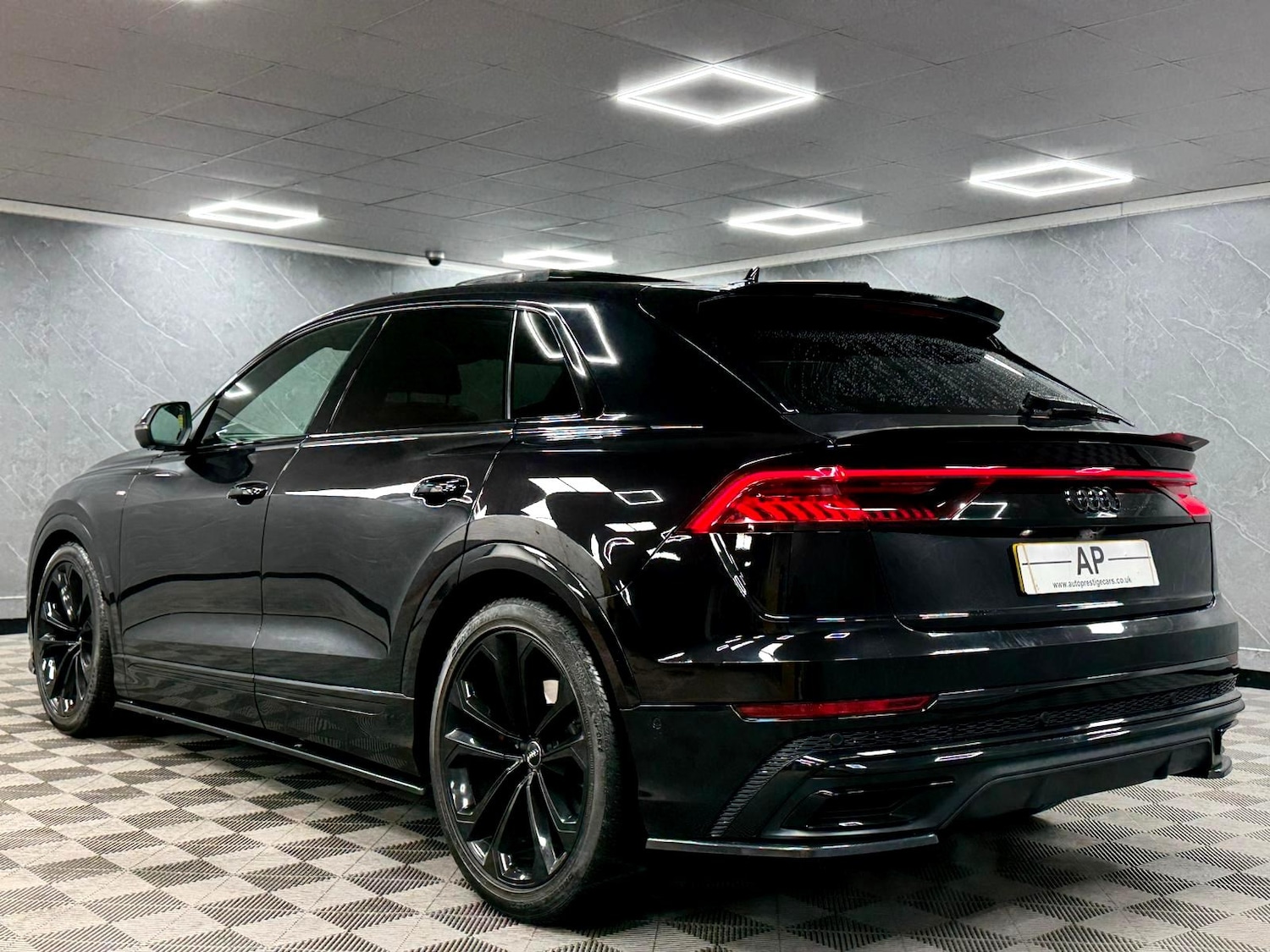 Used Audi Q8 2020 for sale - 76759250: Photo 21