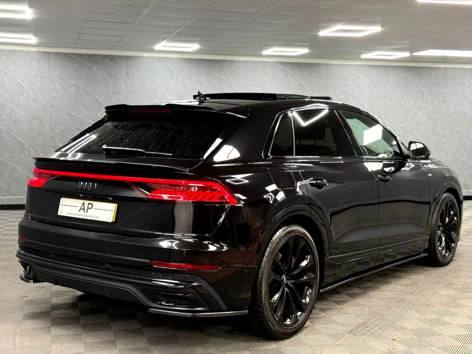 Used Audi Q8 2020 for sale - 76759250: Photo 22