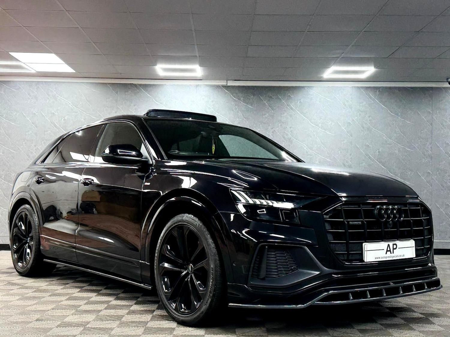 Used Audi Q8 2020 for sale - 76759250: Photo 3