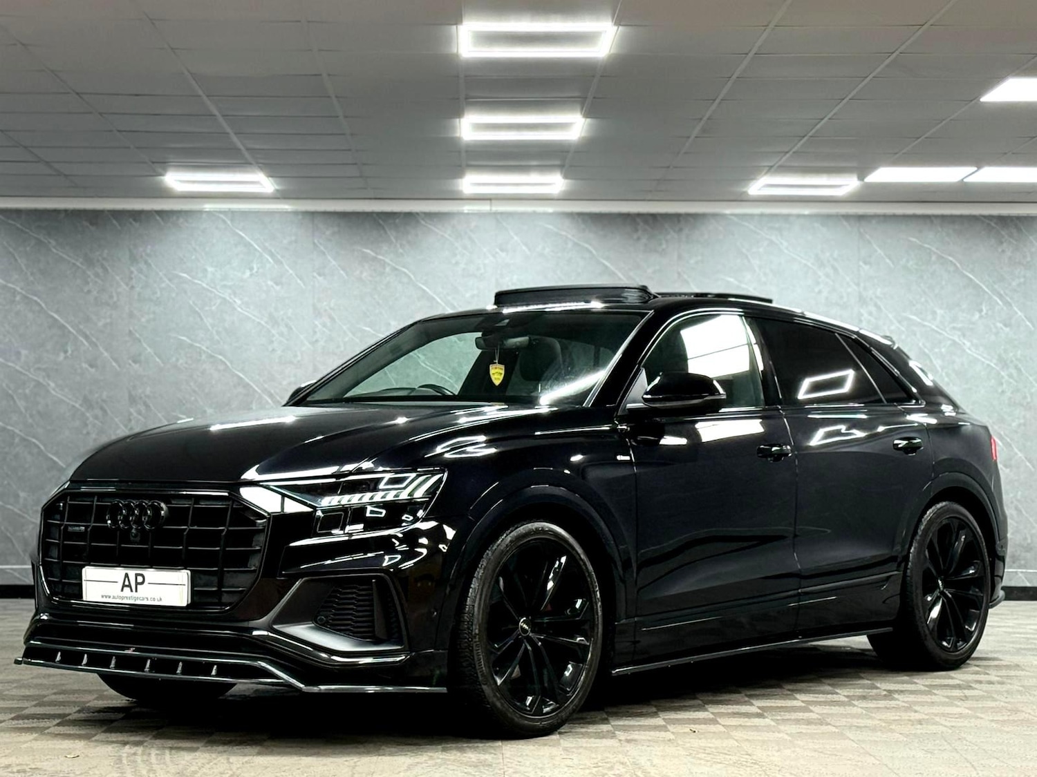 Used Audi Q8 2020 for sale - 76759250: Photo 8