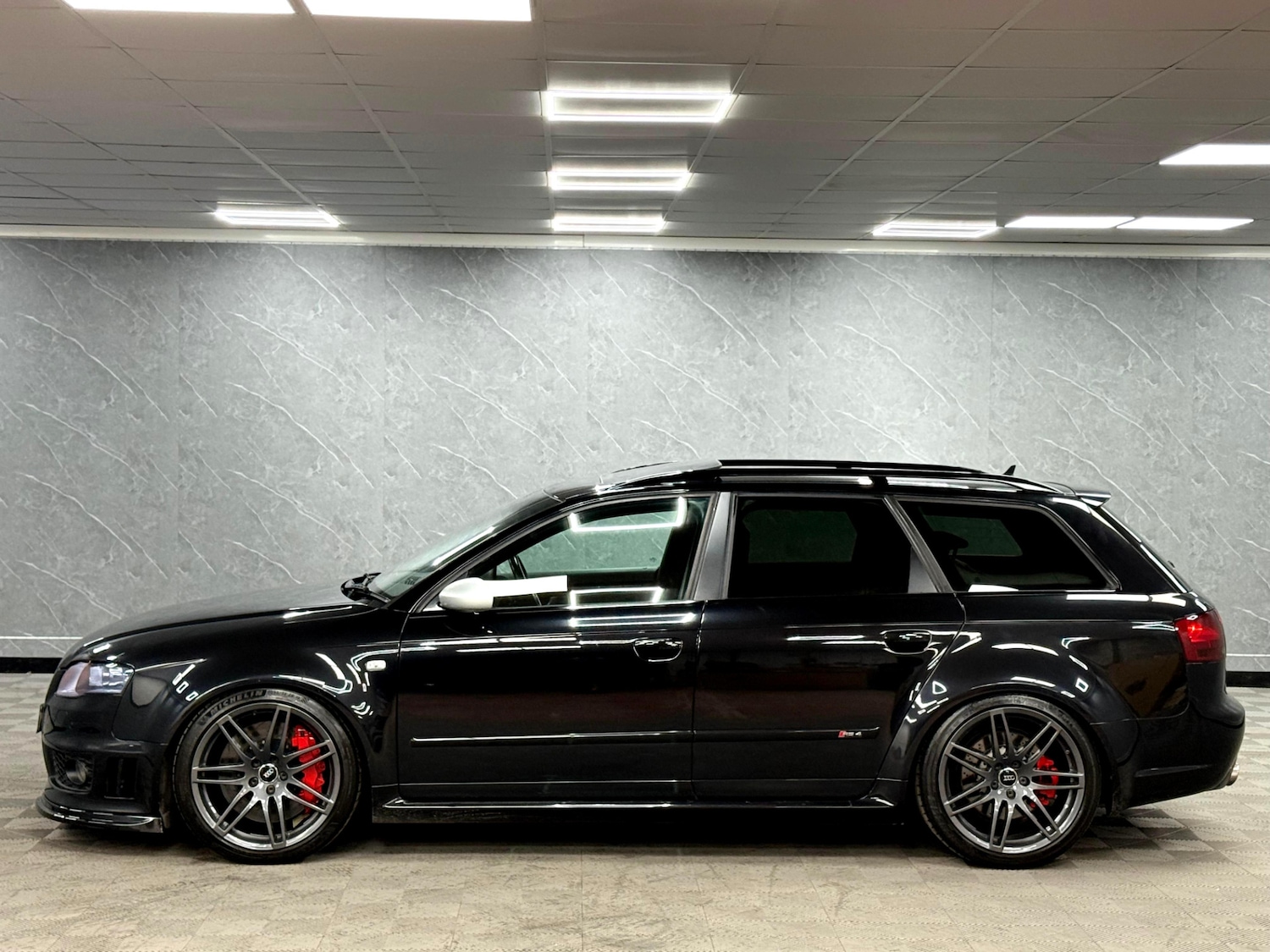 Used Audi RS4 2006 for sale - 76527601: Photo 20