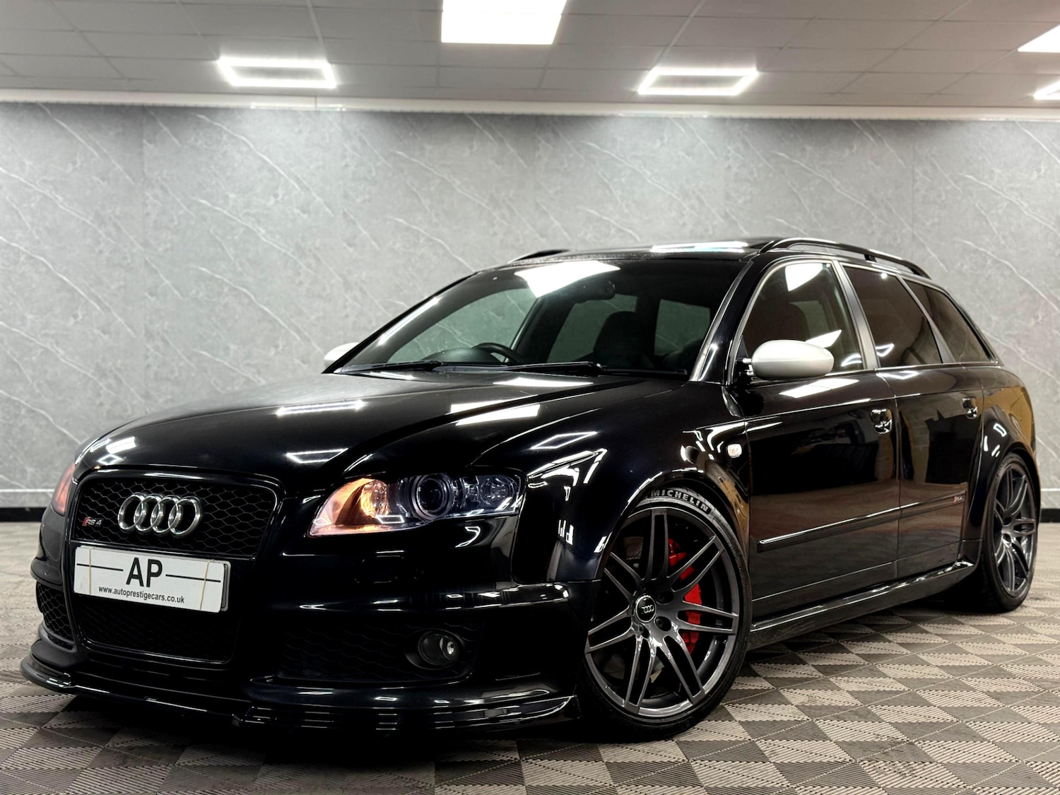 Used Audi RS4 2006 for sale - 76527601: Photo 22