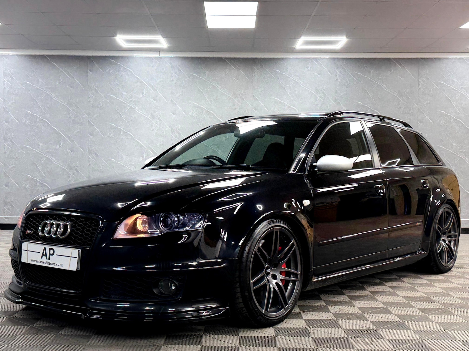 Used Audi RS4 2006 for sale - 76527601: Photo 27