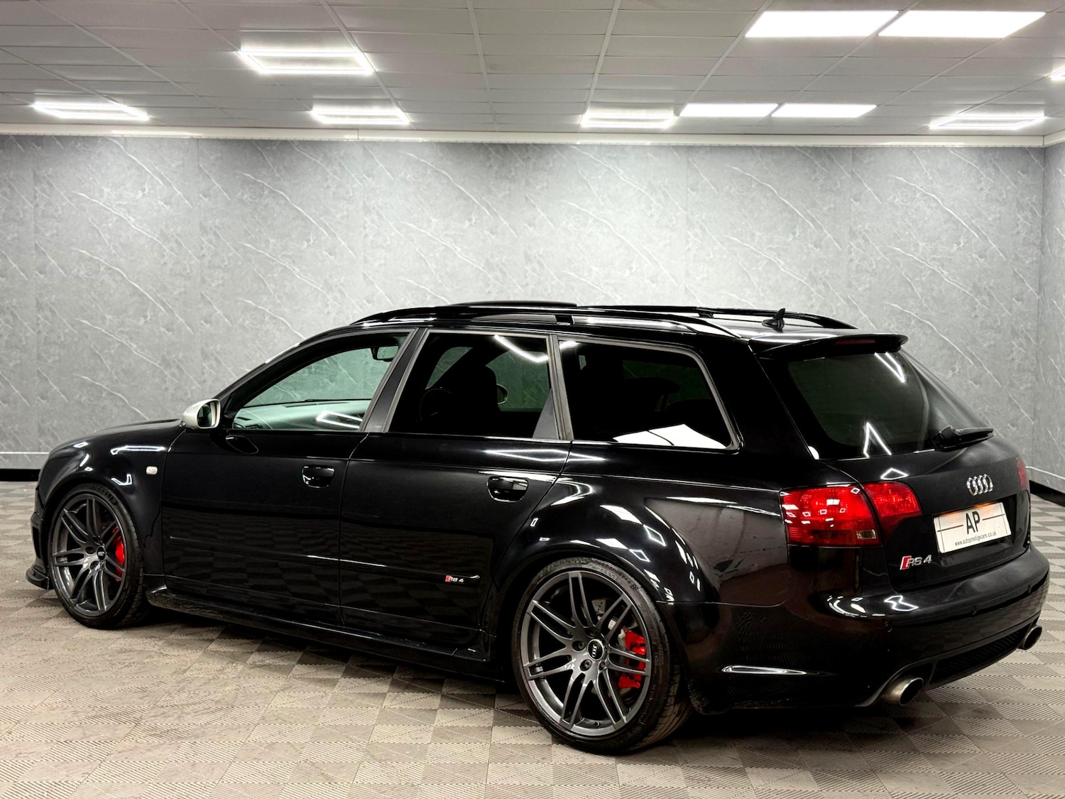 Used Audi RS4 2006 for sale - 76527601: Photo 29
