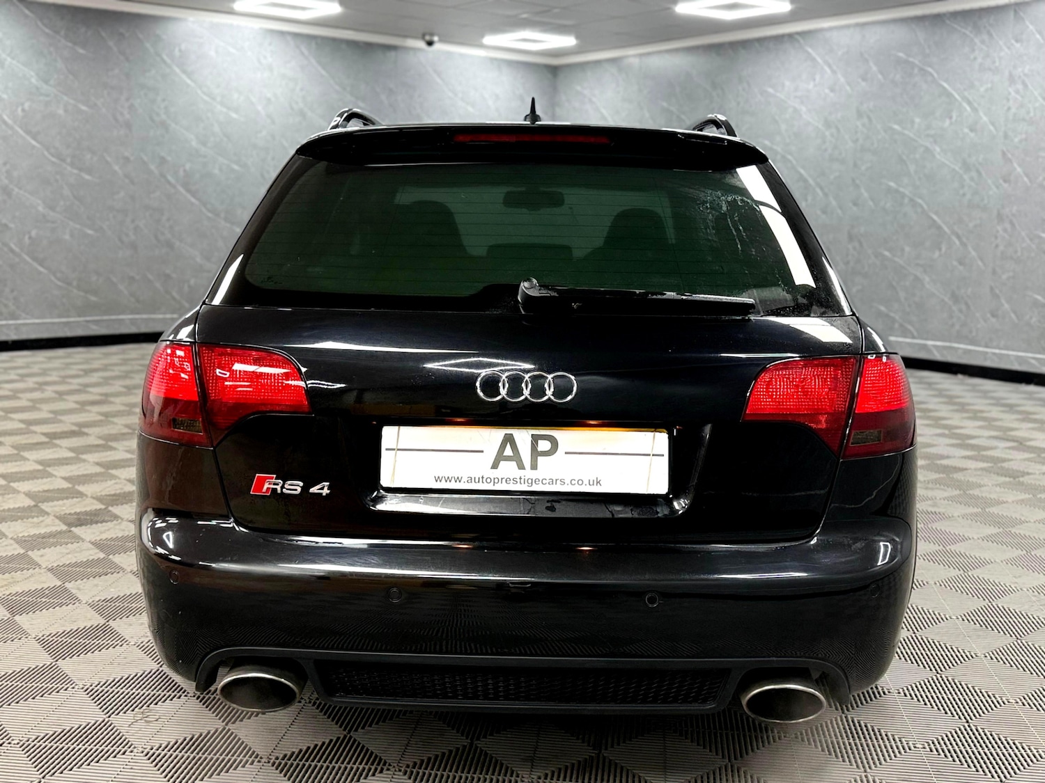 Used Audi RS4 2006 for sale - 76527601: Photo 31