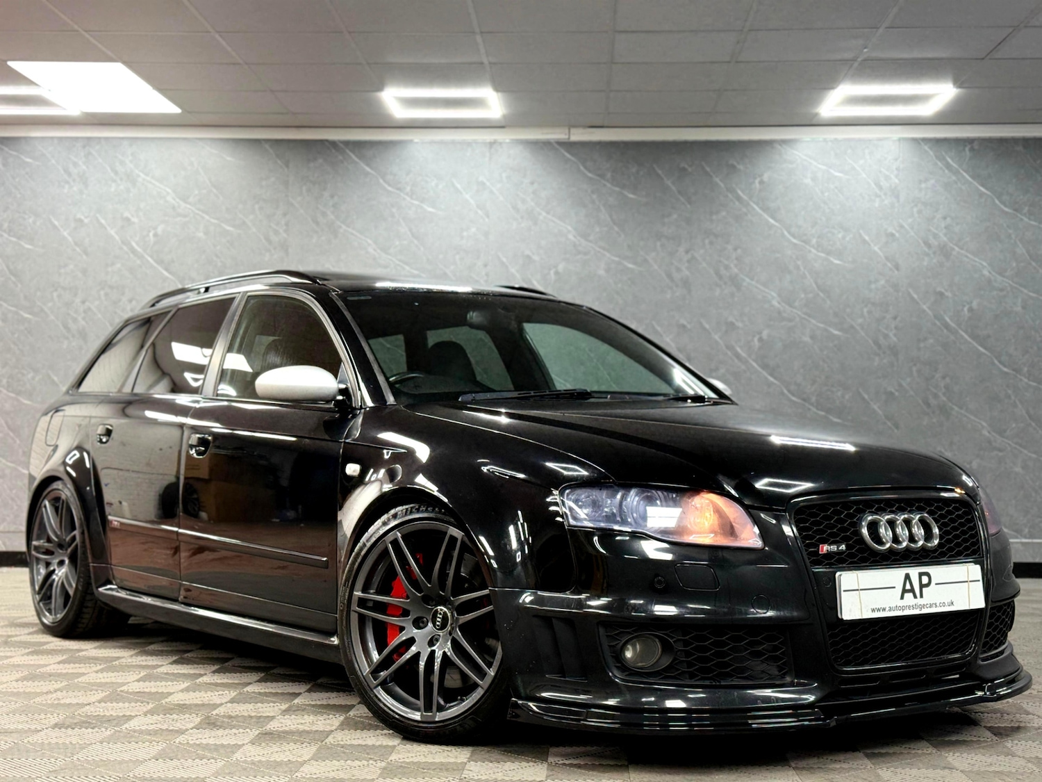 Used Audi RS4 2006 for sale - 76527601: Photo 33