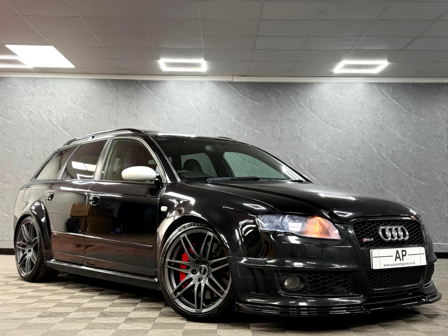 Used Audi RS4 2006 for sale - 76527601: Photo 36