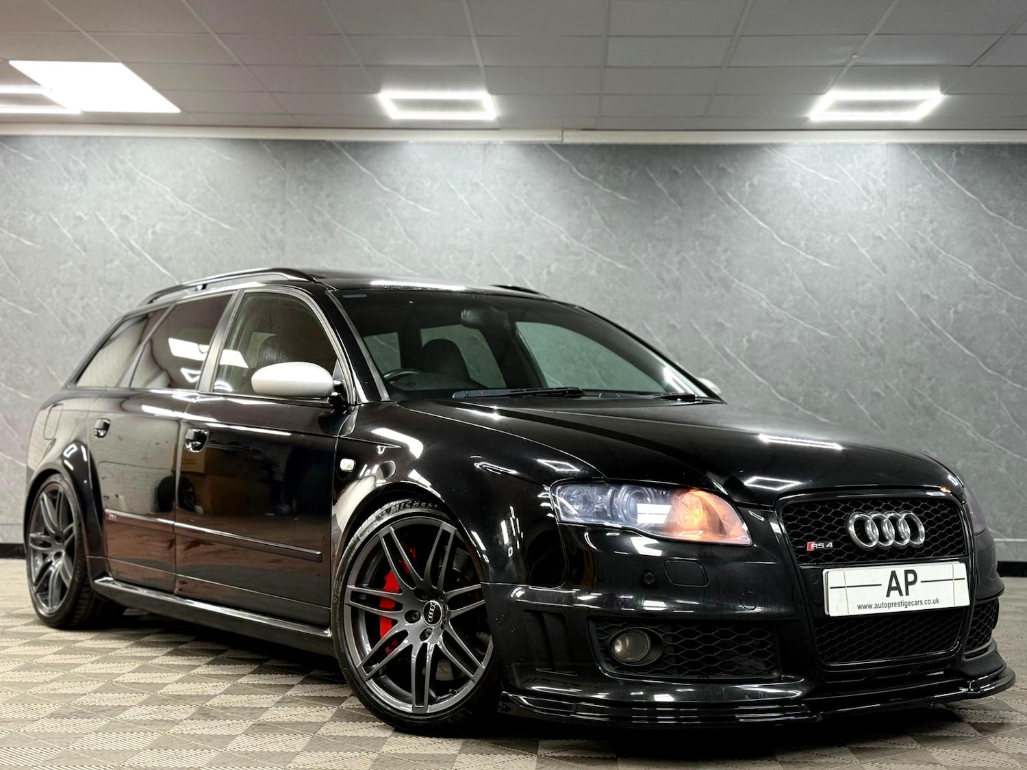 Used Audi RS4 2006 for sale - 76527601: Photo 37