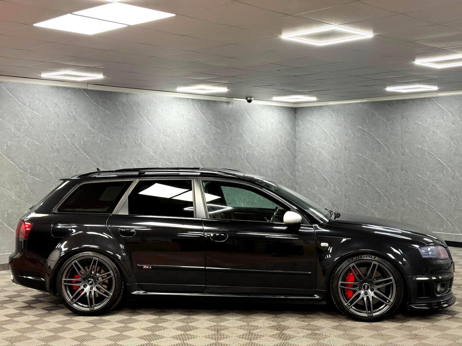 Used Audi RS4 2006 for sale - 76527601: Photo 39