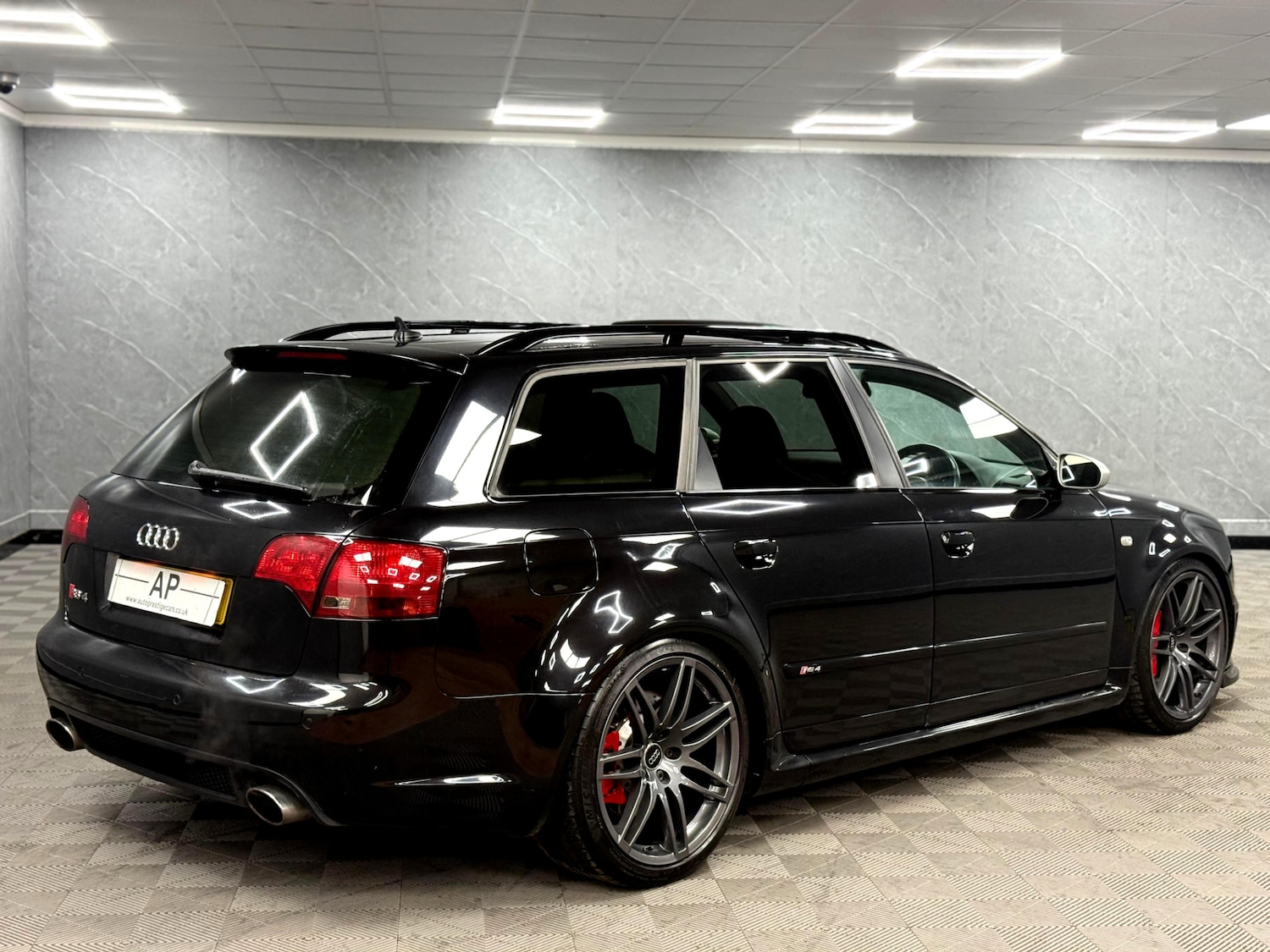 Used Audi RS4 2006 for sale - 76527601: Photo 41