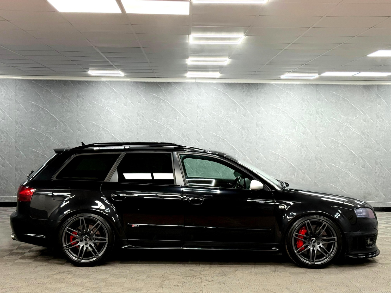 Used Audi RS4 2006 for sale - 76527601: Photo 43