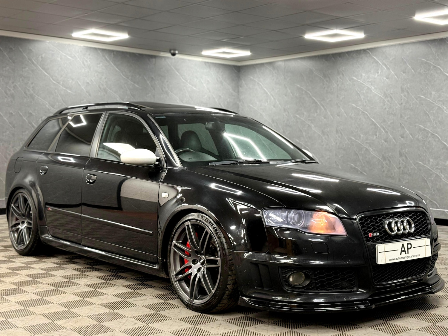 Used Audi RS4 2006 for sale - 76527601: Photo 44