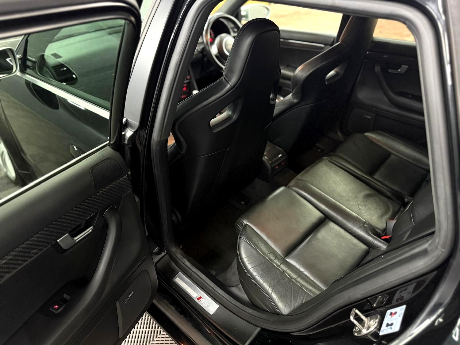 Used Audi RS4 2006 for sale - 76527601: Photo 54