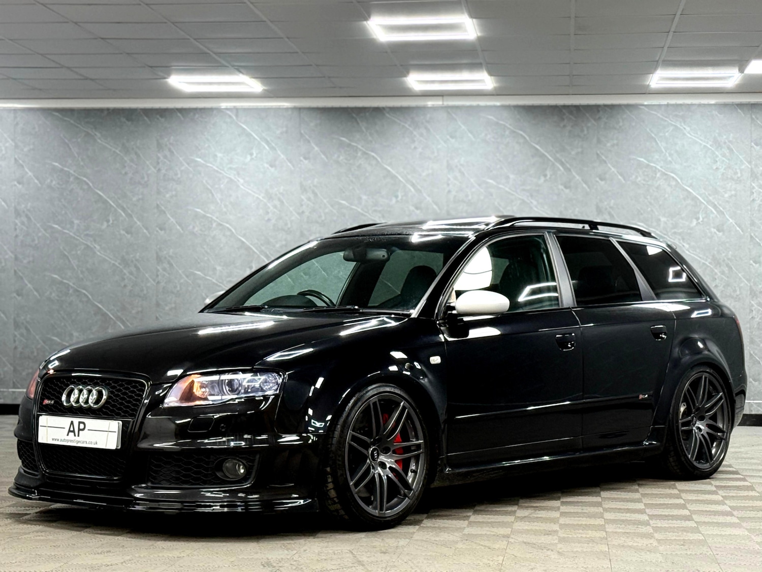 Used Audi RS4 2006 for sale - 76527601: Photo 6