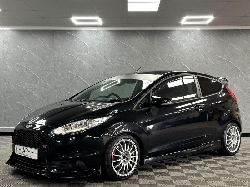 Used Ford Fiesta 2013 for sale - 78186575: Photo 12